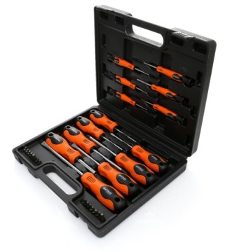 НАБОР ОТВЕРТОК И БИТ 32 ЭЛ. БИТЫ КЕЙС