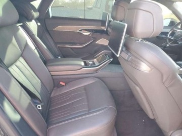 Audi A8 D5 2019 Audi A8 2019, 3.0L, 4x4, L, porysowany lakier 3.0 Benzyna 335KM, zdjęcie 8