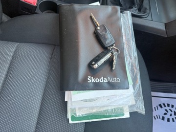 Skoda Octavia II 2009 SKODA OCTAVIA 1.6 Mpi Klimatronik Podgrzewane przednie i tylnie siedze, zdjęcie 37