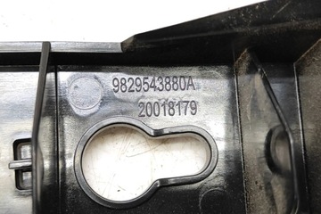 LEVÝ VÝZTUHA ZADNÍHO NÁRAZNÍKU OPEL CORSA F 9829543880A ELEKTR. 100KW 2022