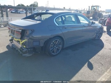 BMW Seria 7 G70 2022 BMW Seria 7 2022 BMW 7 Series 750i xDrive Sedan 4.4 Benzyna 523KM, zdjęcie 7