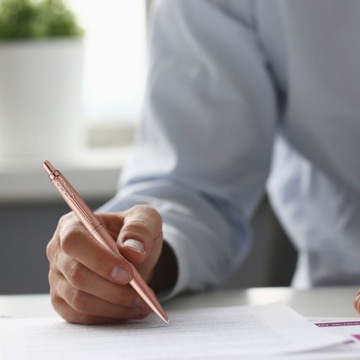 Шариковая ручка Parker Jotter Pink Gold с БЕСПЛАТНОЙ ГРАВИРОВКОЙ