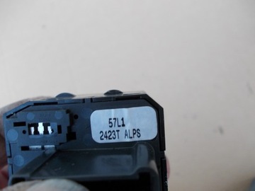 PŘEPÍNAČ REGULACE ZRCÁTKO SUZUKI S CROSS