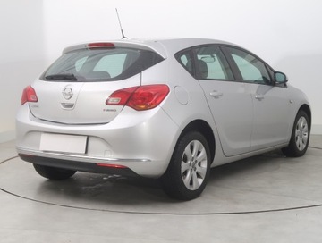 Opel Astra J GTC 1.4 Turbo ECOTEC 140KM 2015 Opel Astra 1.4 T, Salon Polska, Automat, Klima, zdjęcie 4