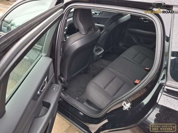 Volvo V60 II  Kombi 2.0 D3 150KM 2020 Volvo V60 2,0 D3 150KM klima elektryka led alu navi tempomat oplacony 2.0, zdjęcie 10
