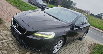 Volvo V40 II Hatchback Facelifting 2.0 D2 120KM 2018 Volvo V40 2018 r. Full LED SKORA nawigacja 2.0 Diesel 120KM, zdjęcie 33