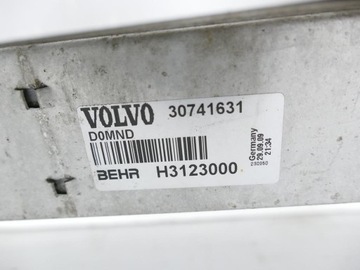 VOLVO V50 LIFT 2.4 D5 РАДИАТОР ИНТЕРКУЛЕР S40