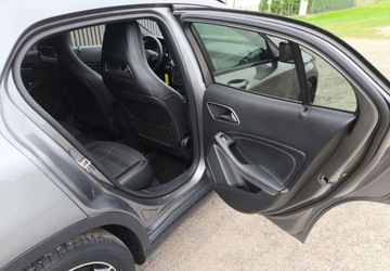 Mercedes GLA I Off-roader 2.1 200 CDI 136KM 2016 Mercedes-Benz GLA Mercedes-Benz GLA 200 (CDI) d 7G-DCT 2.1 Diesel 136KM, zdjęcie 15