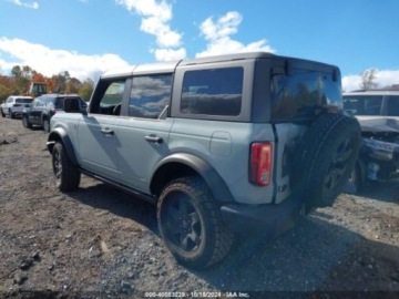 Ford Bronco VI 2024 Ford Bronco Black Diamond, 2024r., 4x4, 2.3L 2.3 Benzyna 275KM, zdjęcie 3