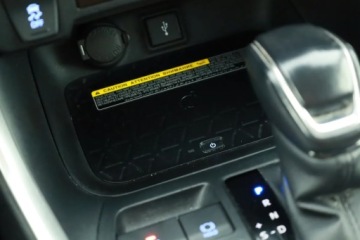 Toyota RAV4 V SUV 2.5 Hybrid Dynamic Force 218KM 2020 Toyota RAV 4 2.5 Hybrid, Salon Polska, Serwis ASO, zdjęcie 13