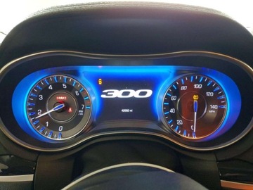 Chrysler 300C II 2023 Chrysler 300 Touring 2023 3.6 Benzyna 292KM, zdjęcie 9