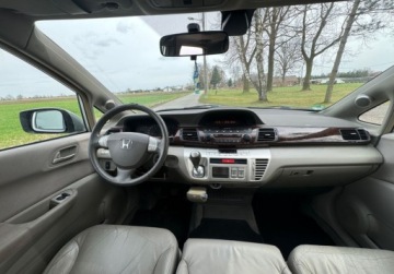 Honda FR-V 2.2 i-CTDi 140KM 2005 Honda FR-V Bezwypadkowy, skory, zadbany 2.2 Diesel 140KM, zdjęcie 10