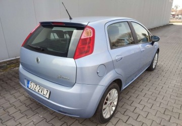 Fiat Punto Grande Punto Hatchback 5d 1.4 16V 95KM 2007 Fiat Punto Fiat Punto III Klima , 1,4benznya 1.4 Benzyna 95KM, zdjęcie 4