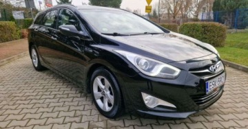 Hyundai i40 Kombi 1.7 CRDi LOW 115KM 2013 Hyundai i40 Hyundai i40 Kombi blue 1.7 CRDi Family 1.7 Diesel 116KM, zdjęcie 2