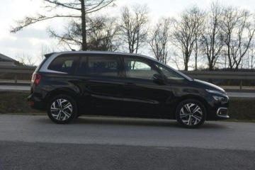 Citroen C4 Spacetourer Grand 1.5 BlueHDi 131KM 2021 Citroen C4 SpaceTourer 1.5 doinwestowany 7 osobowy, zdjęcie 10