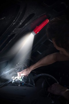 Фонарик Energizer с магнитом 50 люмен.