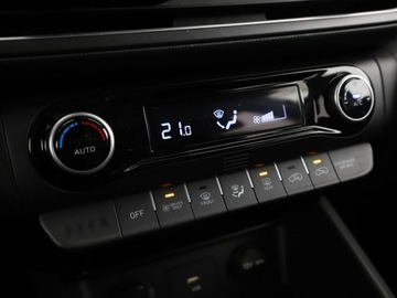 Hyundai Kona I Crossover Facelifting 1.6 GDI Hybrid 141KM 2022 Hyundai Kona XLine+ HEV automat navi kamera, zdjęcie 26