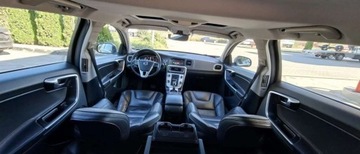 Volvo V60 I Kombi Facelifting 2.0 D4 DRIVE-E 181KM 2014 Volvo V60 Volvo V60 D4 Geartronic Ocean Race 2.0 Diesel 181KM, zdjęcie 6