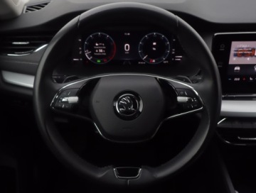 Skoda Octavia IV Liftback 1.5 TSI EVO 150KM 2022 Skoda Octavia 1.5 TSI e-tec, Salon Polska, zdjęcie 16