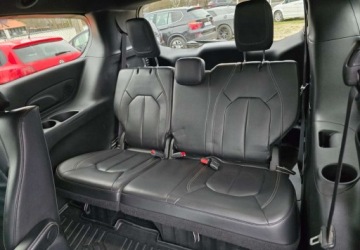 Chrysler Pacifica II 3.6 V6 Hybrid 264KM 2022 Chrysler Pacifica 3.6 eHybrid Touring L/S Skóry Kamery 360 Monitory FV 23%, zdjęcie 33