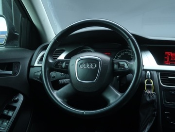 Audi A4 B8 Avant 2.0 TDI 143KM 2009 Audi A4 2.0 TDI, Klima, Klimatronic, Tempomat, zdjęcie 11