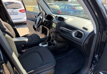 Jeep Renegade SUV Facelifting 1.3 GSE T4 Turbo 150KM 2019 Jeep Renegade Jeep Renegade 1.3 T-GDI Automatik Limited 1.3 Benzyna 150KM, zdjęcie 12