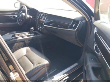 Volvo S90 II Sedan 2.0 T5 250KM 2018 Volvo S90 T5 MOMENTUM 2018, od ubezpieczalni 2.0 Benzyna 250KM, zdjęcie 6