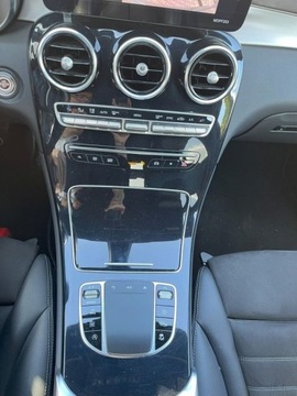Mercedes GLC C254/X254 2022 Mercedes-Benz GLC 2.0 Benzyna 197KM, zdjęcie 16