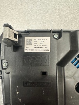 ! AUDI Q2 81A PANEL KNOFLÍKU TUNELU NAVI 81C919614B