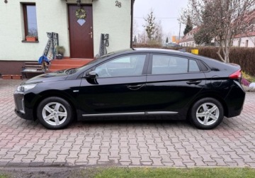 Hyundai IONIQ Hatchback 1.6 GDi 141KM 2017 Hyundai IONIQ 1.6 Hybrid 141KM Climatronic Kamera Led Bezwypadkowy Dla wym, zdjęcie 2