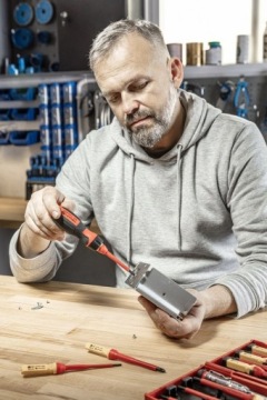 НАБОР ОТВЕРТОК HOGERT ДЛЯ ЭЛЕКТРИКОВ ЭЛЕКТРИЧЕСКИЕ ОТВЕРТКИ 1000 В ИЗОЛИРОВАННЫЕ