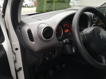 Citroen Berlingo II Combi Facelifting 2015 1.6 BlueHDi 100KM 2015 Citroen Berlingo 1.6 HDI 100KM Klimatronic Tempoma, zdjęcie 12