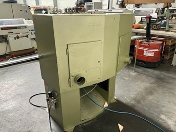 Торцовочная пила с двойной пилой Brevetti B84 для рам