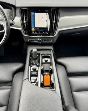 Volvo V90 II 2021 Volvo V90 Bogata wersja,Serwis ASO,Gwarancja, zdjęcie 14