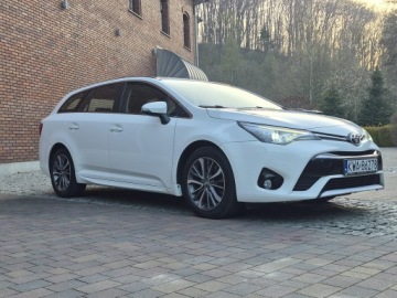 Toyota Avensis III Wagon Facelifting 2015 2.0 D-4D 143KM 2016 Toyota Avensis 2016 Premium 208k km, zadbana, VAT23%, książka serwisowa, zdjęcie 2