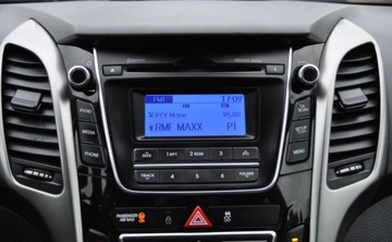 Hyundai i30 II Hatchback 5d 1.4 MPI 100KM 2012 Hyundai i30 1.4 Benzyna Klimatyzacja Cz.parkowania 1.4 Benzyna 99KM, zdjęcie 23