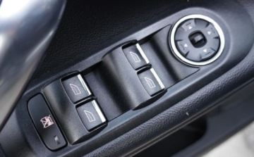 Ford Mondeo IV Sedan 2.5 Turbo Duratec 220KM 2009 Ford Mondeo Bezwypadkowy Serwisowany Navi Convers Szyberdach TITANIUM S 2., zdjęcie 30