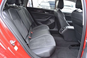 Volkswagen Passat B8 Variant Facelifting 2.0 TDI SCR 150KM 2025 Volkswagen Passat Variant 2.0TDI DSG 150KM Elegance HAK IQ.Drive 17 Sporto, zdjęcie 33