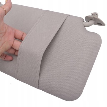 Солнцезащитный козырек на Nissan Tiida 2004-2011 гг.