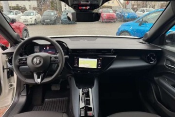 Alfa Romeo Junior SUV 1.2 Hybrid 145KM 2025 Alfa Romeo Junior Ibrida 1.2 145 KM (107 kW) eDCT6 MHEV Od reki Polski Sa, zdjęcie 13