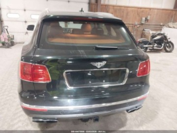 Bentley Bentayga 2019 Bentley Bentayga V8, 2019r., 4x4, 4.0L 4.0 Benzyna 542KM, zdjęcie 7
