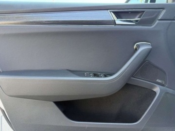 Skoda Superb III Kombi Facelifting 2.0 TDI SCR 200KM 2022 Skoda Superb 2.0TDI 200KM STYLE DSGPodrzewane FoteleNiski PrzebiegKameraFV, zdjęcie 12