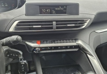 Peugeot 3008 II Crossover 1.2 PureTech 130KM 2017 Peugeot 3008 Super stan 1.2 Benzyna 131KM, zdjęcie 17