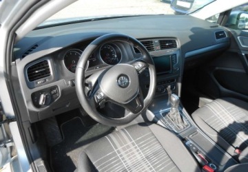 Volkswagen Golf VII Hatchback 3d 1.4 TSI BlueMotion Technology 125KM 2016 Volkswagen Golf Volkswagen Golf VII 1.4 BENZYNA 126 KM DSG 1.4 Benzyna, zdjęcie 11