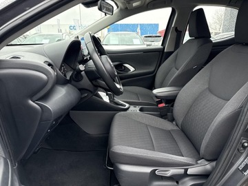 Toyota Yaris IV Hatchback 1.5 Hybrid Dynamic Force 116KM 2020 Toyota Yaris Hybrid 1.5 Comfort IV (2020-) Hybrid, zdjęcie 13