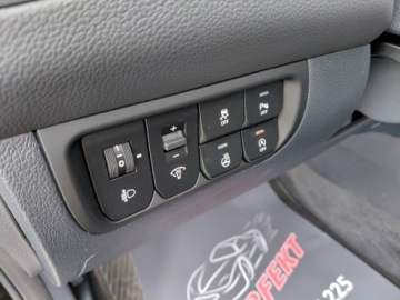 Kia Rio III Sedan Facelifting 1.4 DOHC CVVT 109KM 2016 Kia Rio Navi Kamera Klimatronik Sensor Podgrzewana kierownica PDC Alu 1.4, zdjęcie 9