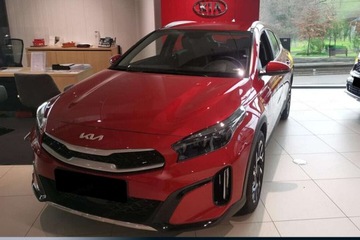 Kia XCeed PHEV 1.6 GDi Plug-in Hybrid 141KM 2022 Kia Xceed 1.6 GDI PHEV Business Line DCT Crossover 141KM 2022