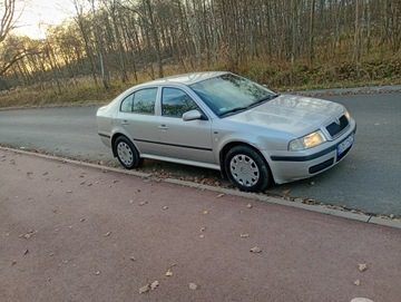 Skoda Octavia I Hatchback 1.9 TDI 110KM 2004 SKODA OCTAVIA I (1U2) 1.9 TDI 110 KM, zdjęcie 3