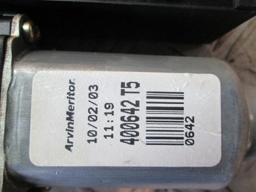 MOTOREK OKNO PRAVÝ PŘEDNÍ VW POLO 9N IV 6Q2959801A