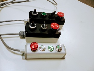 Двигатель 1,5 кВт, редуктор, инвертор 230 В.
